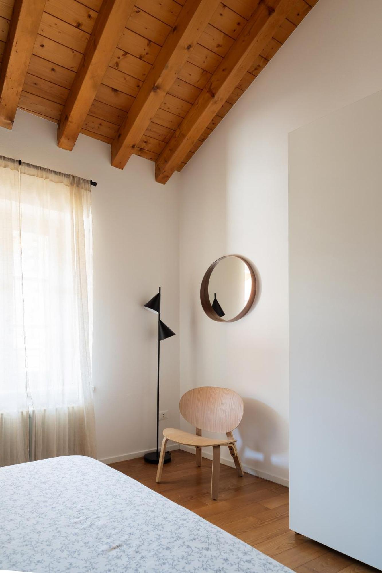 Double Private Parking, 2 Bedrooms & 2 Bathrooms - Elegant Apartment In Old Town Udine Exterior foto