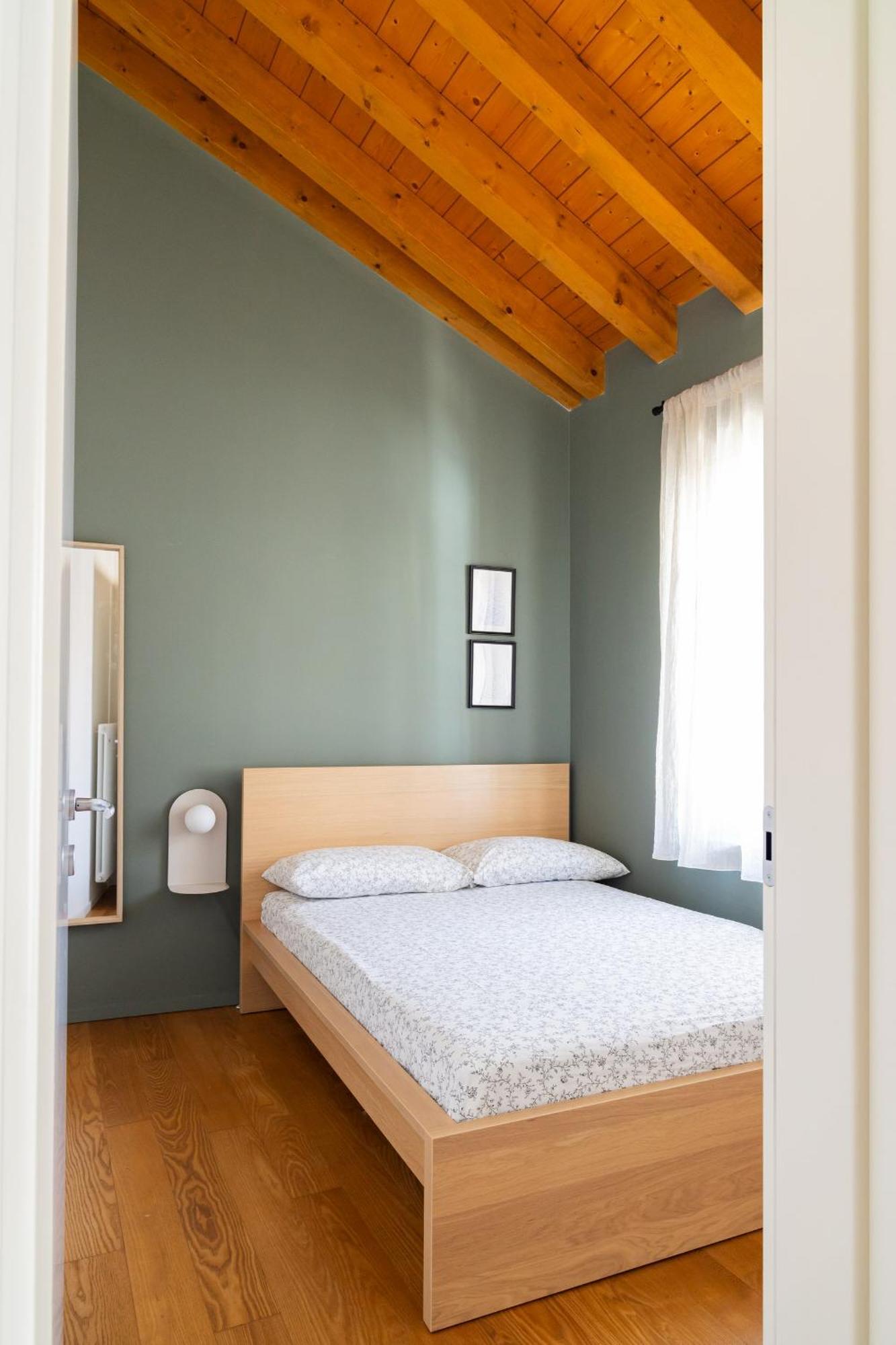 Double Private Parking, 2 Bedrooms & 2 Bathrooms - Elegant Apartment In Old Town Udine Exterior foto